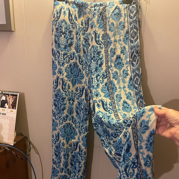 Anthropologie floral pants. S.S Ex. Condition! - Picture 2 of 6